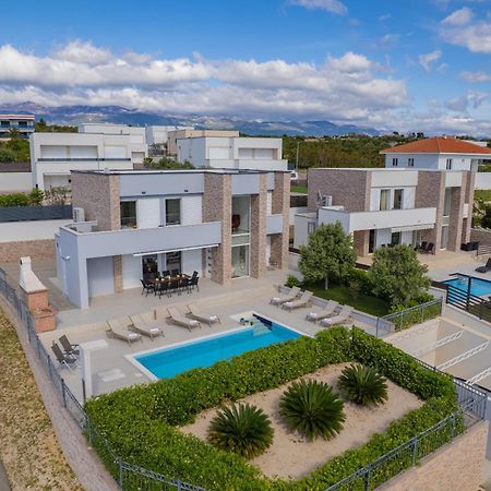 Villas Royal I With Private Pool Novalja Exterior foto